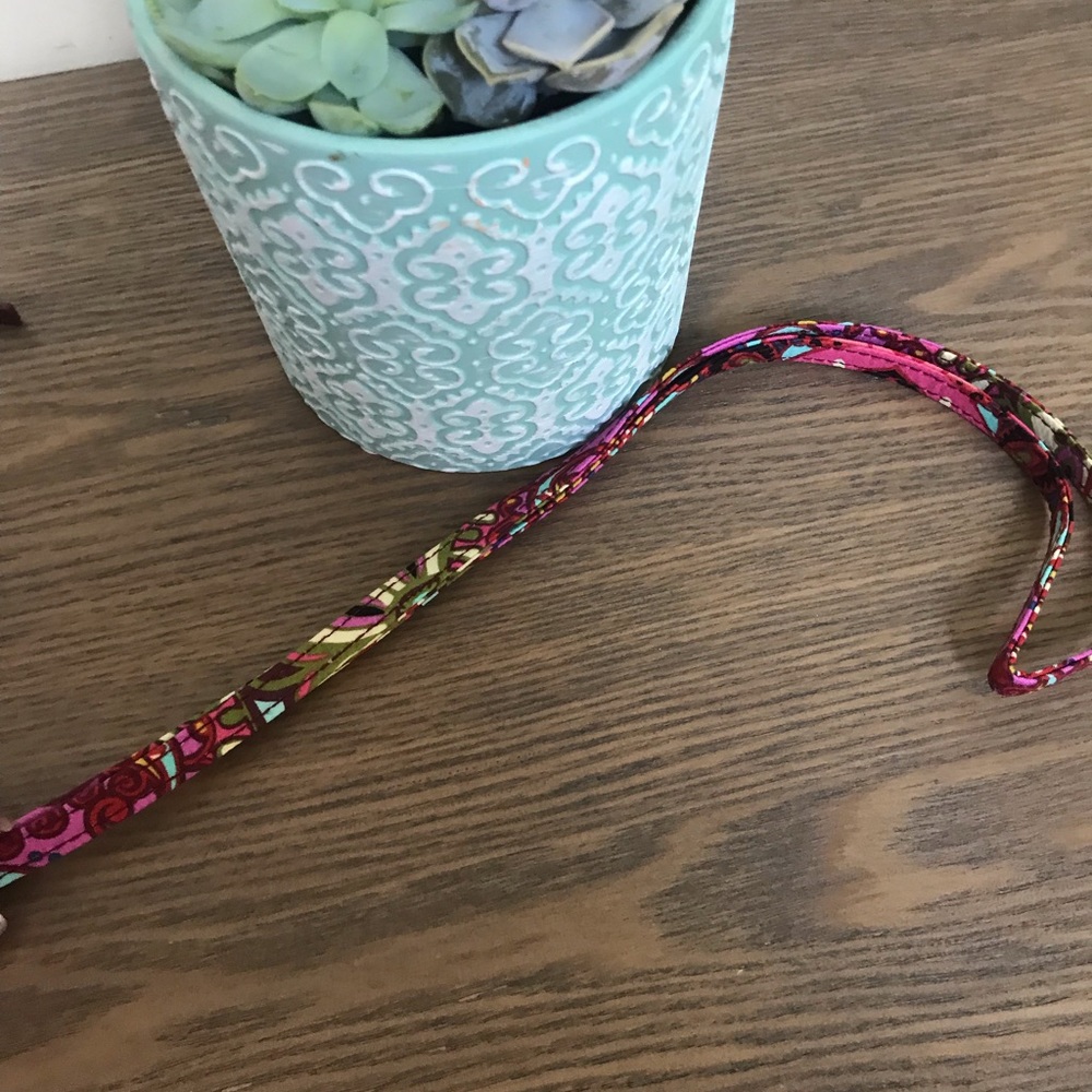 LAST 1 NEW🔥Vera Lanyard & Zip ID Set Resort Medal - Picture 6 of 7